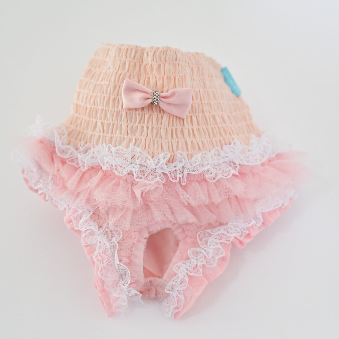 するっと履けるマナーパンツ新色のサンプル