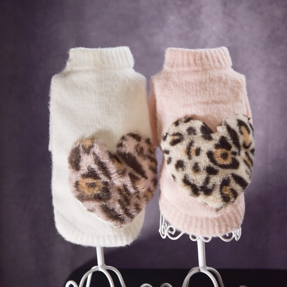 ふわもこヒョウ柄ハートモチーフニット | 犬服 小型犬 ドッグウェア 秋冬 KALINA