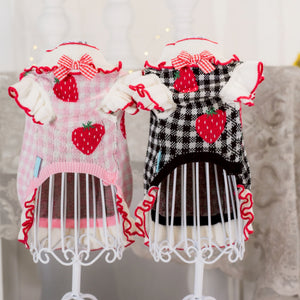 ギンガムいちご柄ワンピース ピンク・ブラック 商品詳細 表面