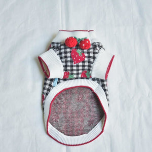 黒チェック柄いちご刺繍ニット フリルなし 正面 - 犬服商品画像