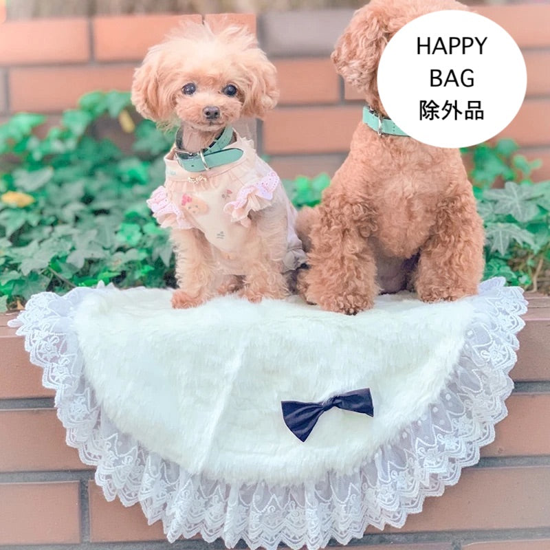 サークルカフェマット　ホワイトフェイクファー | 小型犬 お出かけ ドッグウェア カフェ用 おしゃれ KALINA